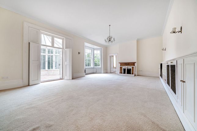 Hill House,, Framewood Road, Buckinghamshire photo 4