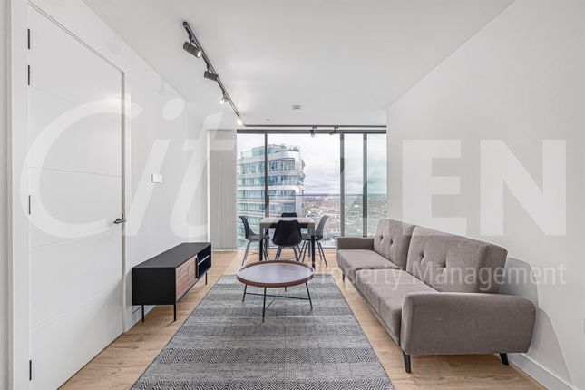 Thumbnail Flat to rent in Valencia Tower, 3 Bollinder Way, London