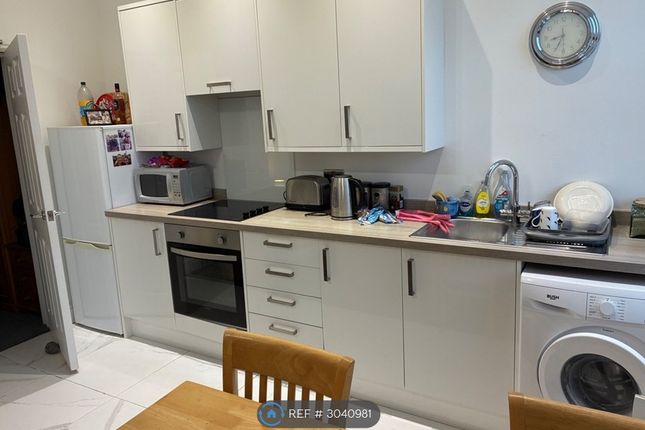 Princes Terrace, First Floor Flat, Brighton photo 3