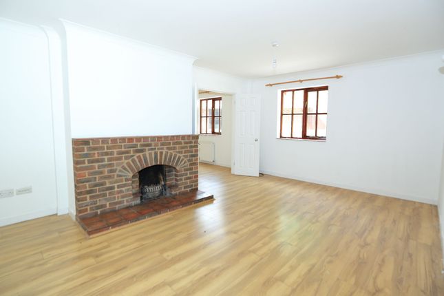 Iron Hill House, Dunkirk Road South, Faversham photo 5
