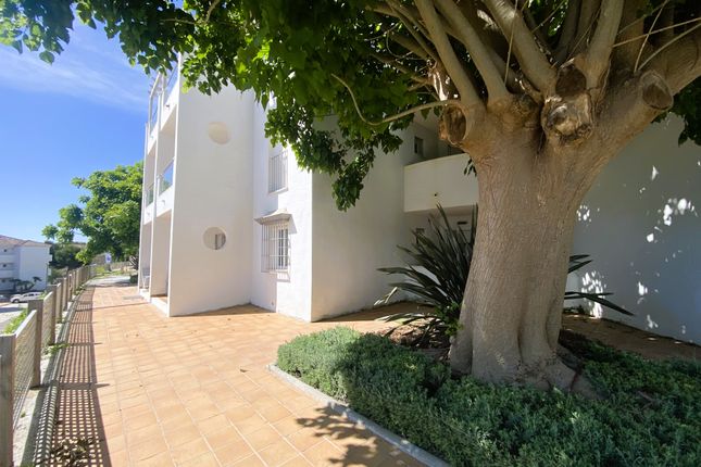 Apartment for sale in Small Oasis, Duquesa, Manilva, Málaga, Andalusia, Spain