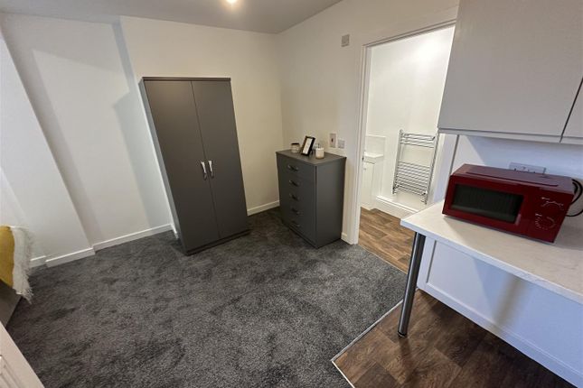 Room 2, 66, Victoria Street, Mansfield photo 2