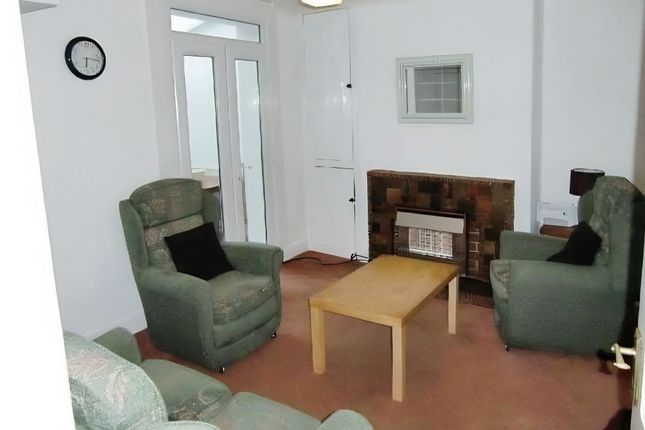 20, Hoopern Street, EXETER photo 3
