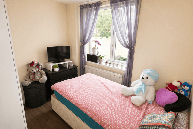 Ground Floor Flat 266, Grove Green Road, Leytonstone, London photo 4
