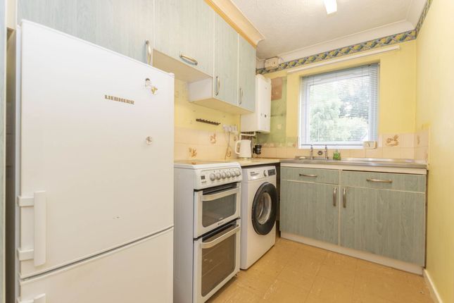 5, Old Lakenham Hall Drive, Norwich photo 4