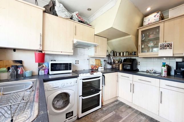 34, Kingsman Road, Stanford-le-hope photo 4