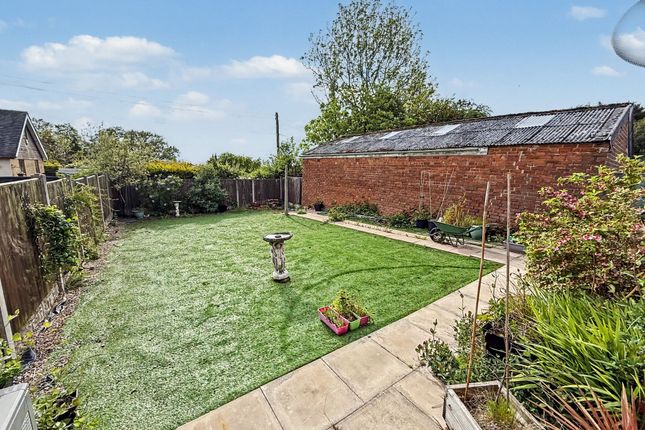 10 West View, Stoke-On-Trent photo 3