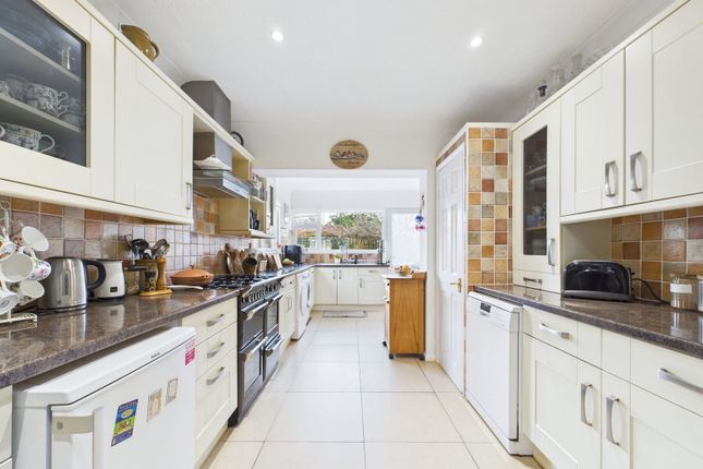 34a, Langdon Fields, Brixham photo 4