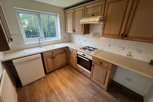 Alder Drive, Altrincham photo 3