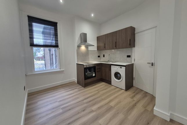 60 Station road, Hendon, London photo 3