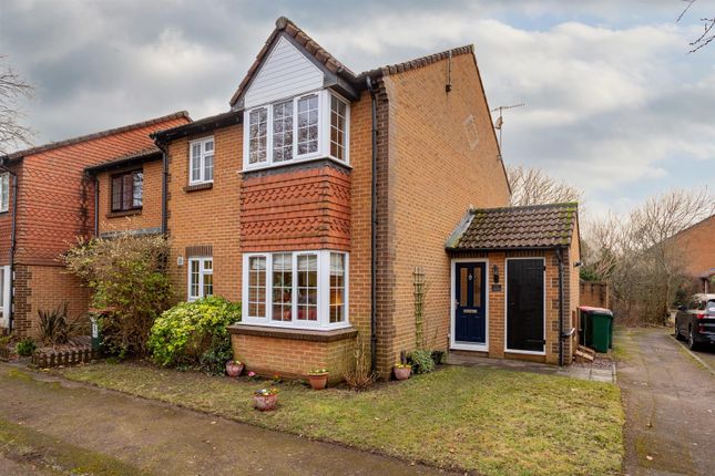 Thumbnail Property for sale in Stroudley Close, Maidenbower, Crawley