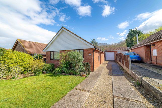 Detached bungalow for sale in Woodside, Dunkirk
