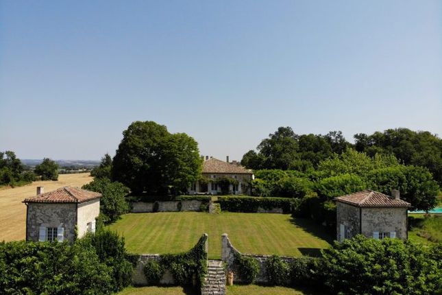 Villa for sale in Condom, Gers (Auch/Condom), Occitanie