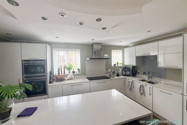 7, Parwich Court, Rotherham photo 4