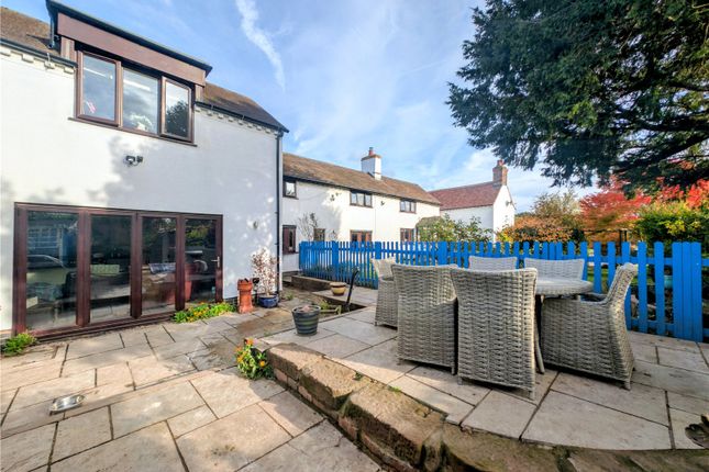 Cooks Cross, Bridgnorth photo 4