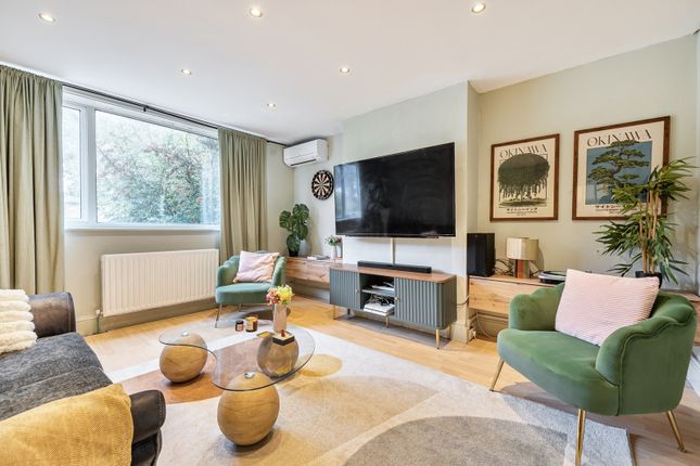 12A,, Imperial Close, Harrow photo 2