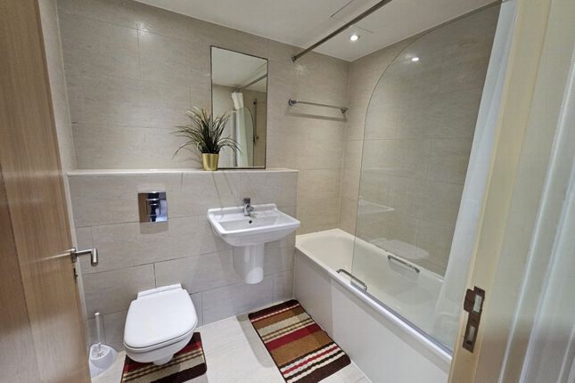 Kenton Road, Kenton HA3, 2 bedroom flat for sale - 50318446 | PrimeLocation
