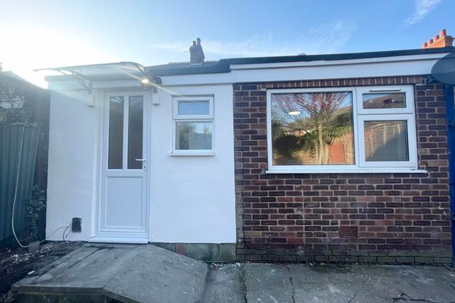 Thumbnail Flat to rent in Park Street, Cleethorpes