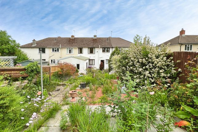 14 Tennyson Avenue, Grantham photo 4