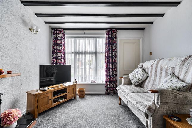 21, Chelmer Close, Bedford photo 4