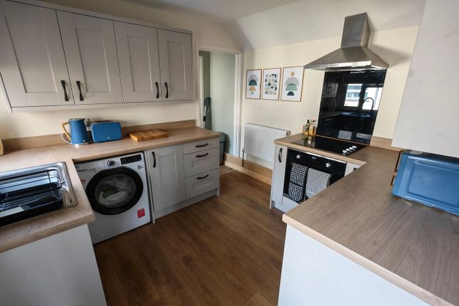 2 Rose Villa, Oaklands, Builth Wells photo 2