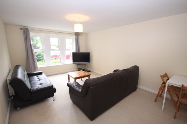 2, Coppice Court, Whiteley photo 3