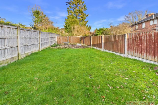 52 Oak Drive, Wrexham photo 4