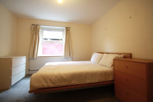 28, Eslington Terrace, Newcastle upon Tyne photo 3