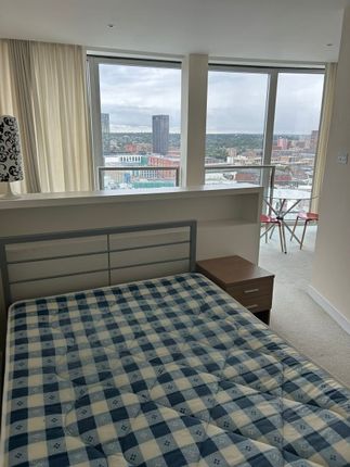 Flat 1008 The Rotunda 150, New Street, Birmingham photo 5