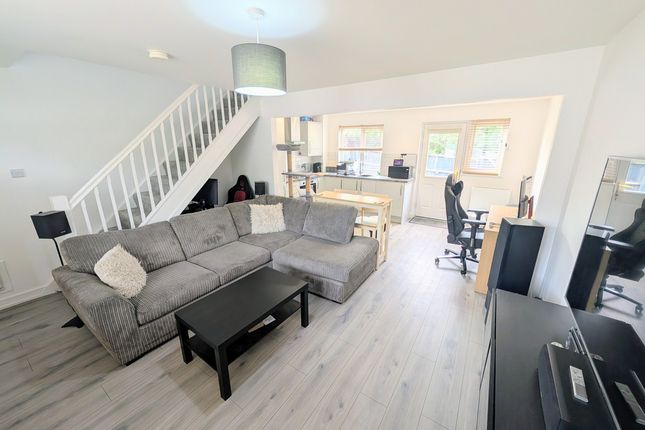 2, Kingslea Park, East Cowes photo 4