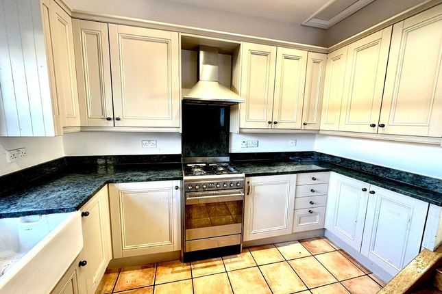 1 Avenue Cottages, Avenue Cottages, London photo 4