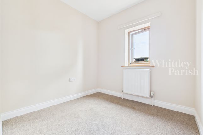 Cam04332G0-Pr0484-Still013