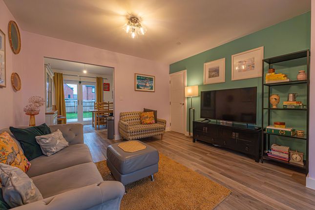 118 Bessemer Drive, Newport photo 4