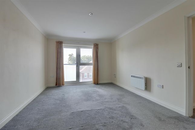 11 South Park Court, 10, Bulbeck Road, Havant photo 4