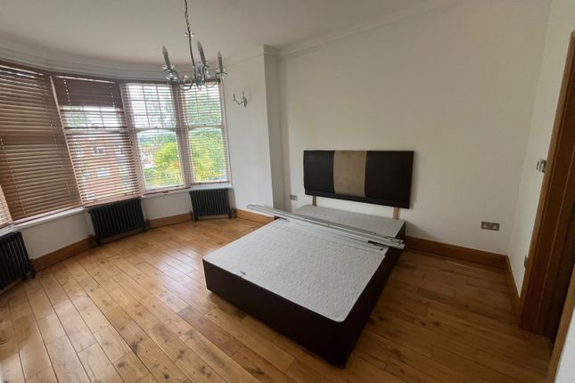 FLAT 3, 76 WOODSIDE AVENUE, NORTH FINCHLEY, LONDON photo 3