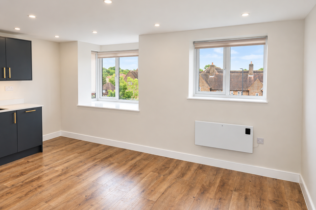 Grovebury Court, Chase Road, , Southgate photo 2