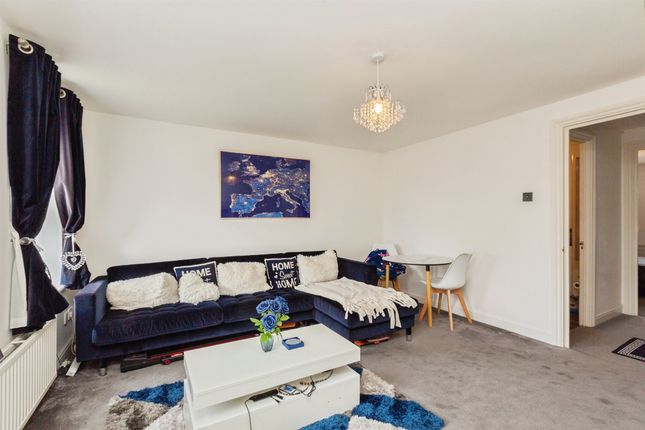 Flat 16, Dove House, Dove Place, AYLESBURY photo 3
