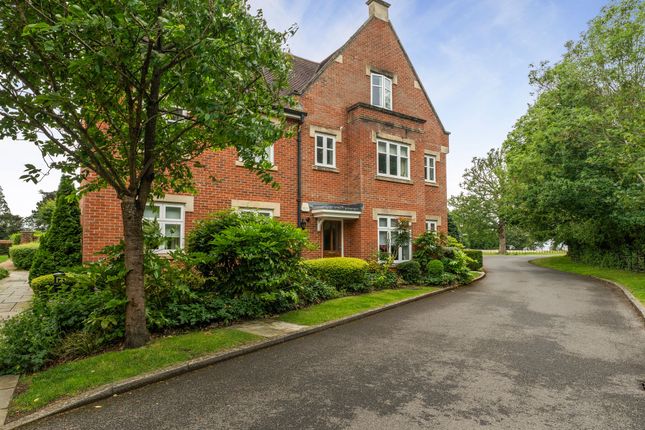 2-bed flat on 33 Summers Place Stane Street, Billingshurst, £359,995