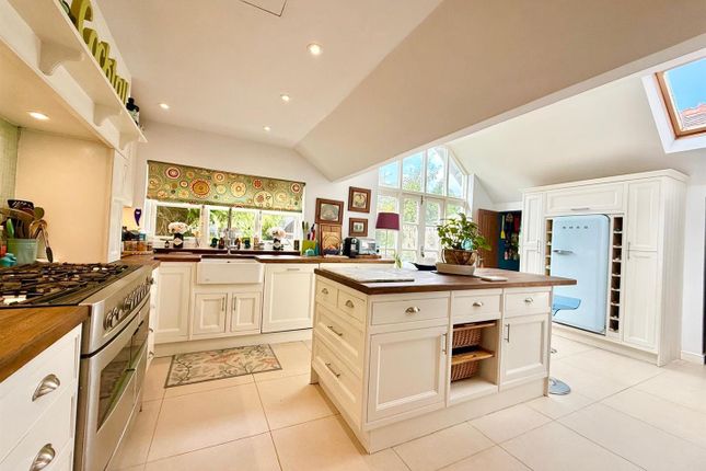 Rose Cottage, 8, Church Street, Steeple Ashton photo 3