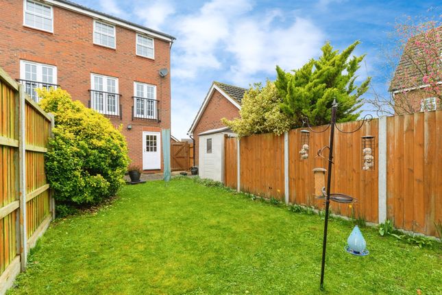 End terrace house for sale in Glossop Way, Arlesey