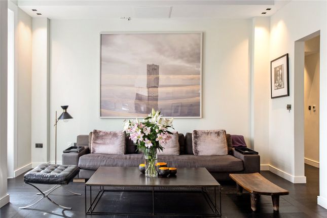 Flat for sale in Chepstow Hall, 29-31 Earl's Court Square, London