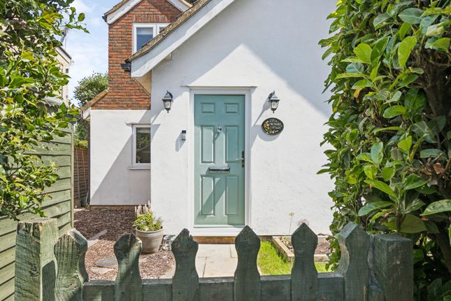 Orchard Cottage, 175a, High Street, Codicote photo 2