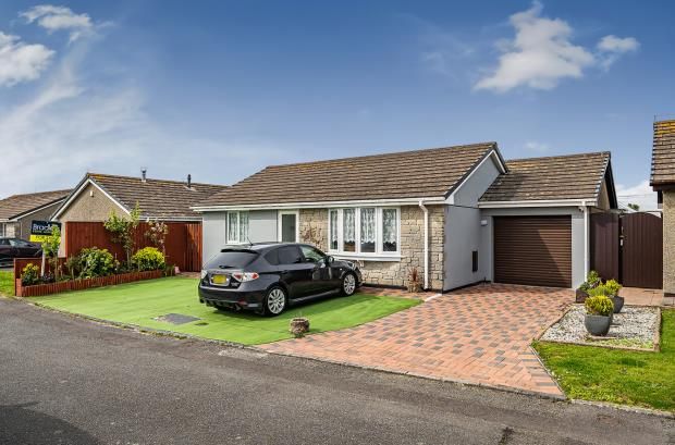 Thumbnail Detached bungalow for sale in Albertus Road, Hayle, Cornwall