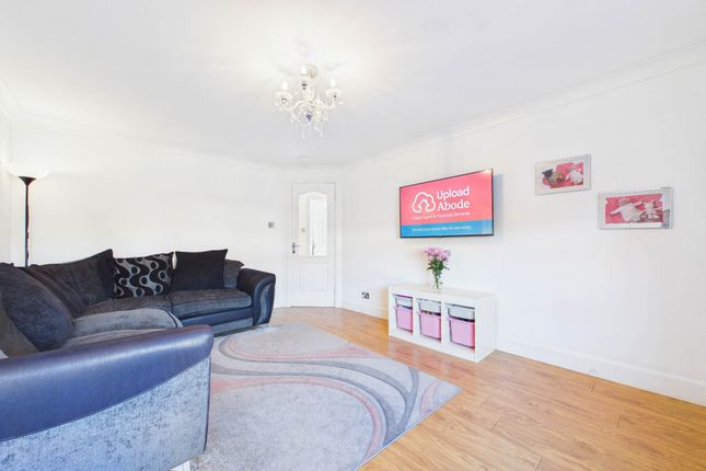 26, Oakdene Crescent, Motherwell photo 4