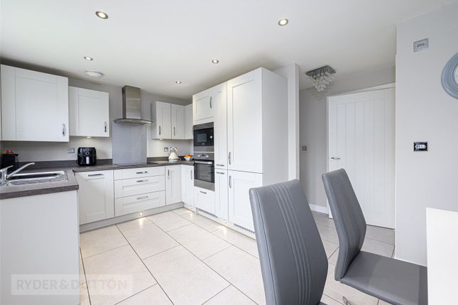 16, Barge Avenue, West Yorkshire photo 3