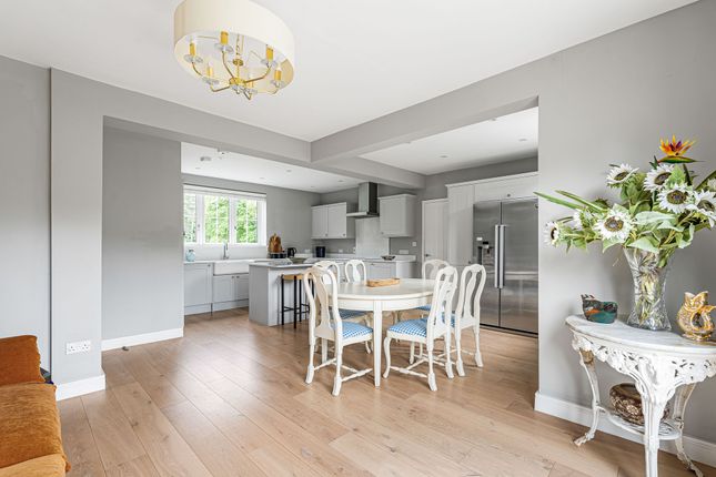 6 Cunliffe Close, Epsom photo 4
