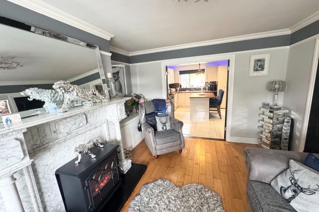 113, Hatmore Park, Derry photo 5