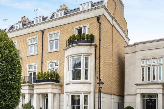End terrace house for sale in Wycombe Square, London