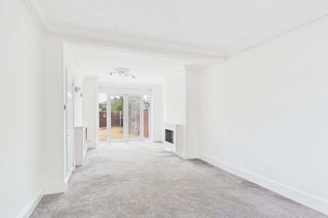 44, Petersfield Road, Surrey photo 4