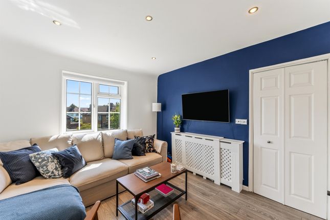 173a, St. Helier Avenue, Morden photo 3